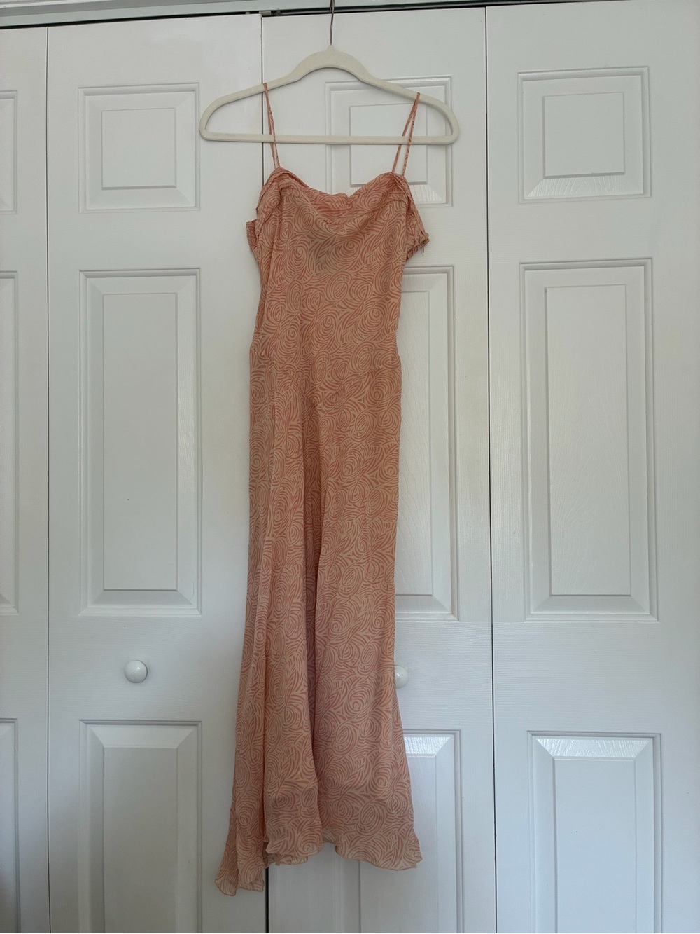 Vintage BCBG 100% silk dress!!